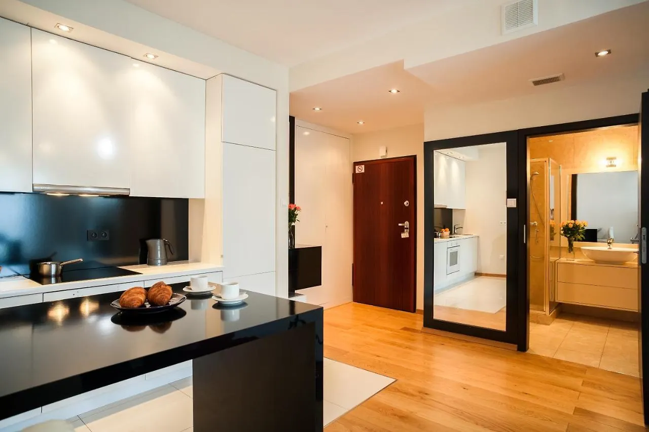Platinum Towers Luxury Apartments Warsaw