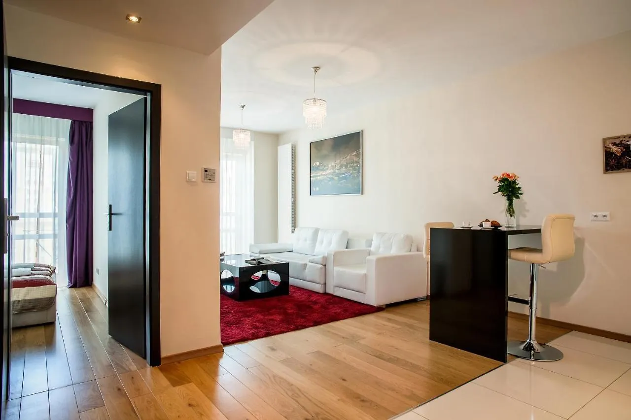 Platinum Towers Luxury Apartments Warsaw